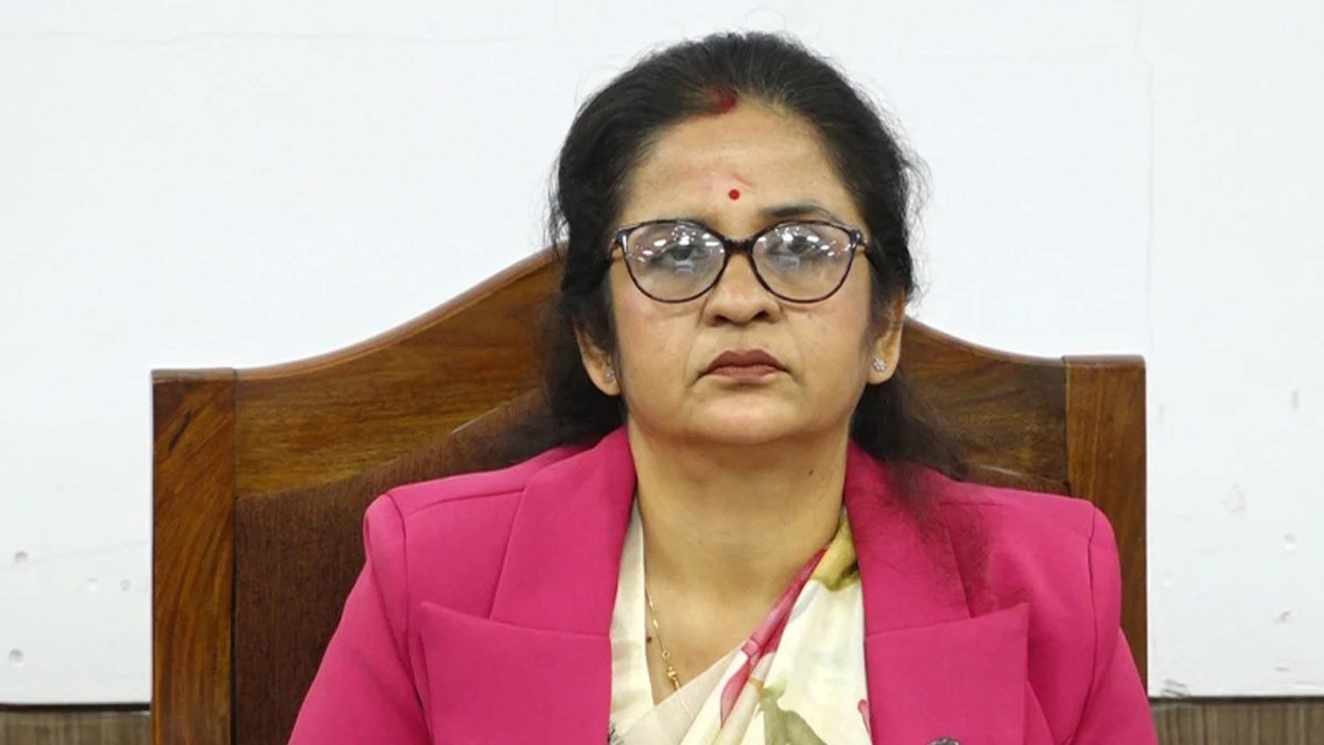 ग्यास अभावकै बेला मन्त्री भइन्, नचाहिँदो बोलेर पदबाट गइन्